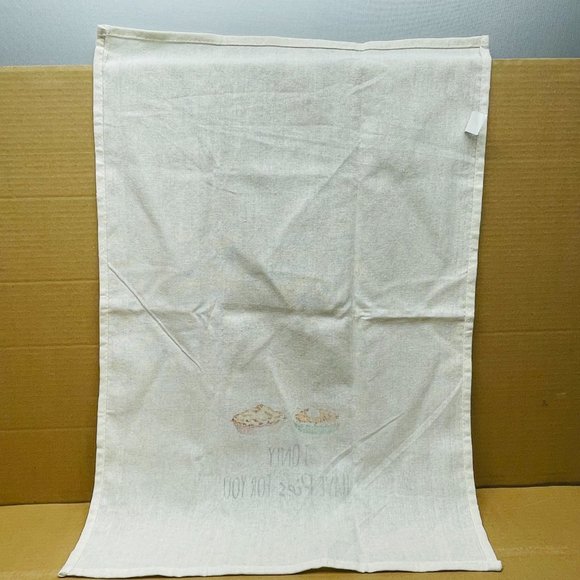 NWOT Dish/Tea Towel: "I Only Have Pies For You." 26"L x 18"W, 80% Cot; 20% Poly - Picture 4 of 5